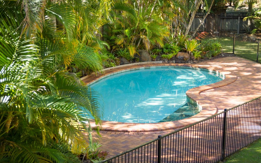 Book Cheap Sunshine Coast Accommodation with a Relaxing Saltwater Pool and Barbecue Facilities
