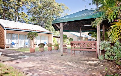 Fun picnic with family at Sunshine Coast Motor Lodge